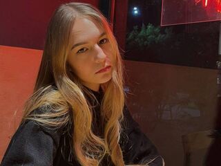 Kinky webcam girl NellMocarski