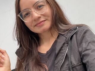 bedroom live cam NyssaraLasso