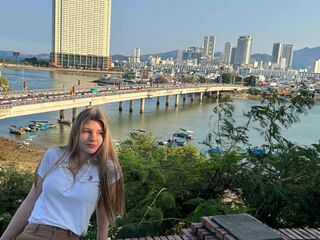 live free chat OllieTinney
