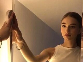 naked cam girl masturbating with dildo PansyGandara