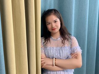 girl chat QiYaTing