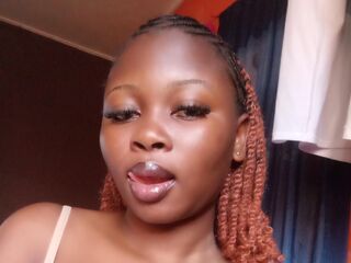 free videochat QueenyCherry