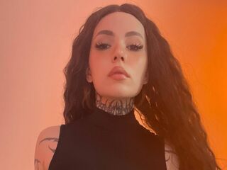 live striptease show RavenWinx