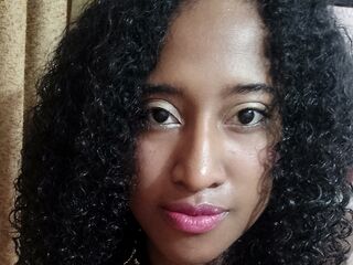 camgirl masturbating with dildo RosySantos