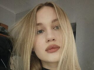 camgirl picture SadieTandon