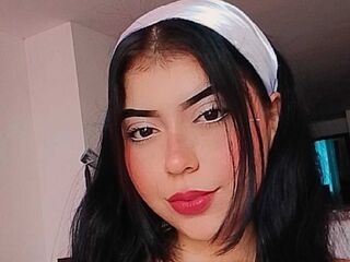 chat room live webcam SalomeKio