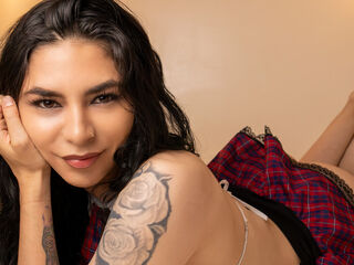 topless camgirl SamantaRaven