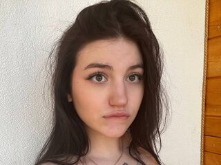 free nude webcam show SashaPefferman