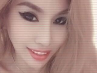 naked girl with webcam masturbating SavannahAnderson