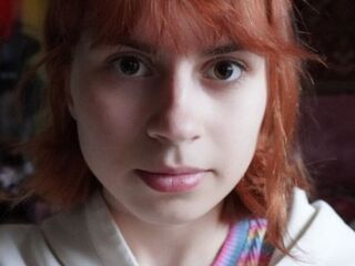 live striptease SerafinaGoettl