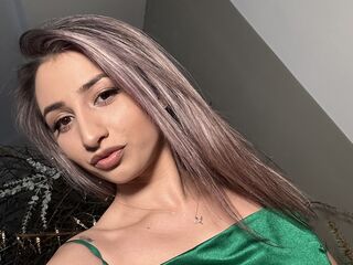 adult webcam SerayaRose