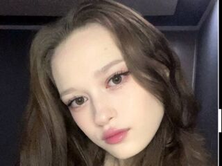 fingering girl chatroom ShariCasbeer