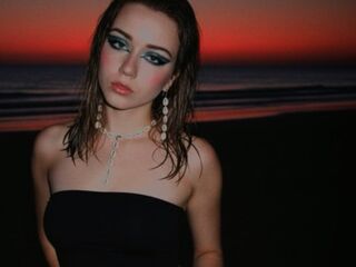 naked camgirl photo SheritaStieger
