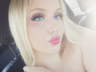 naked girl with webcam fingering pussy SixtaCola