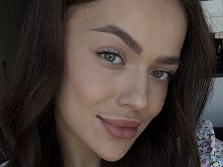 naked cam girl masturbating SophieLun