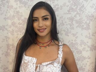 camgirl playing with dildo SteicyHille