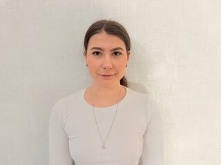 cam strip tease StephaniaKaori