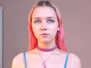 cam girl playing with vibrator TressaSkogstad