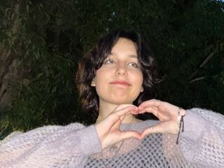 live chatroom TulaStaines