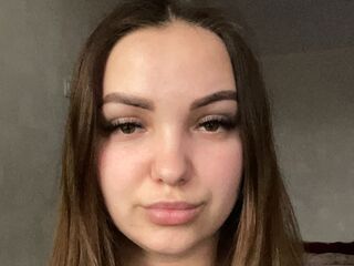 webcam girl chatroom TwilaKohel