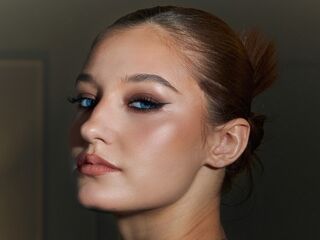 beautiful girl VerniaGrenon