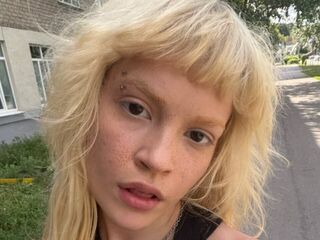 hot cam whore WilliaMarquart