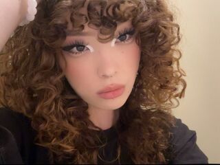 cam slut chat room YangConnie