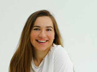 topless webcam girl YukiBeauty