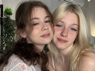 MozelleAndAnnita