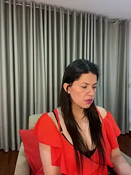 Alice_Biel