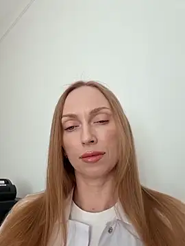 Alicia_Meov
