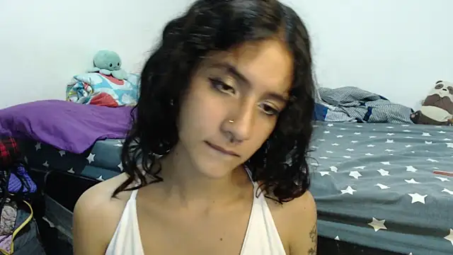 AlinaWoolf_
