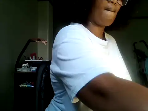 Amina007