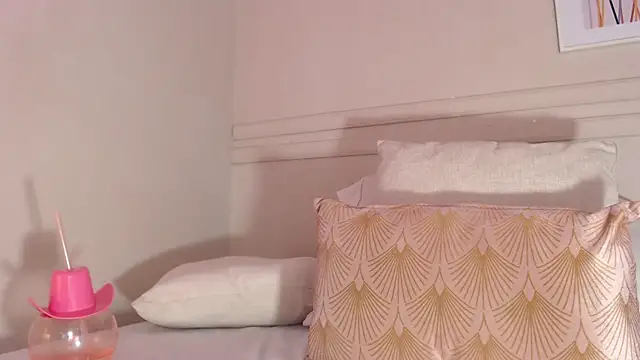 Ashley_glow