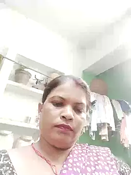 Bhavna_hot