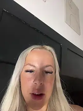 Blondebabee_x