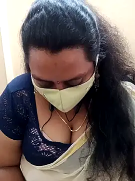 Divya-Lovely