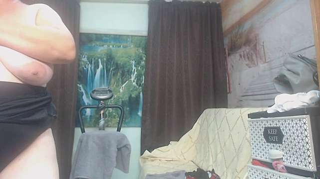 EmmaSquirt