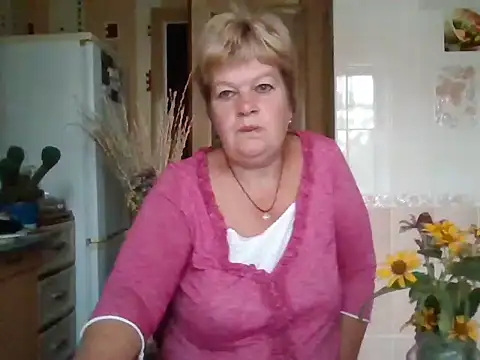 Ettie_Tonia