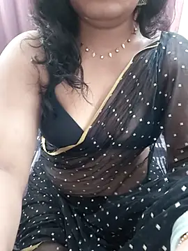 Half_girlfrnd_530