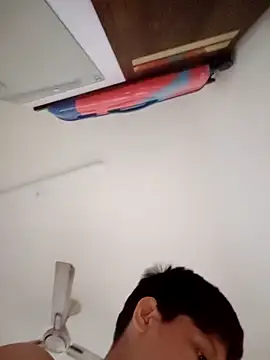 Hornybaby13