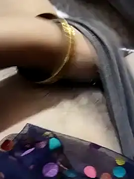 Hotty-Divya