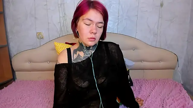 Icewoman_holdbb