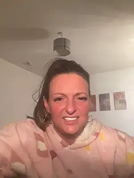 Juicy-Tits-Jodie