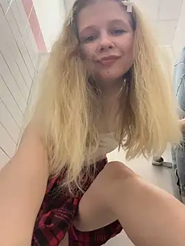 Julie_Cutie