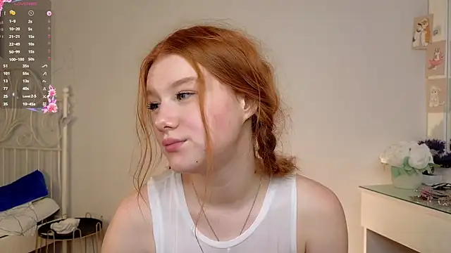 Juuulia_