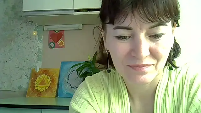 Krystal_82