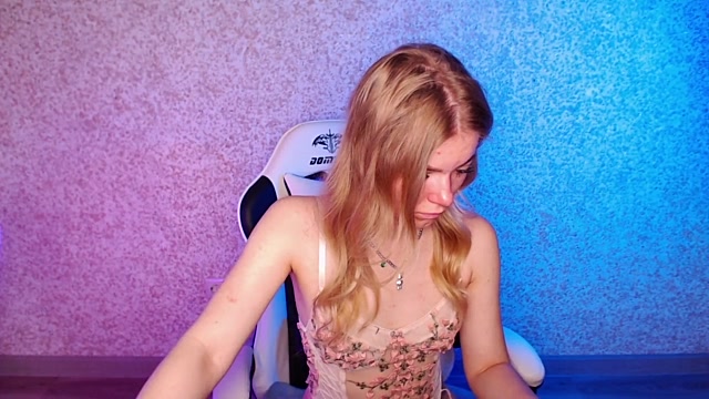 Lily_Daviss