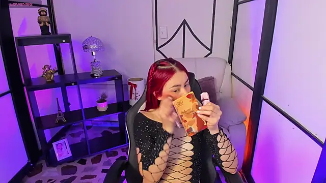 NahomiRichards_