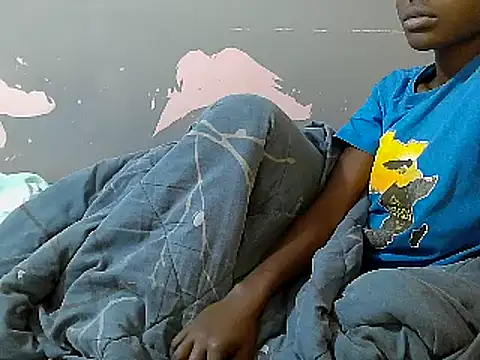 Petite_Ebony5